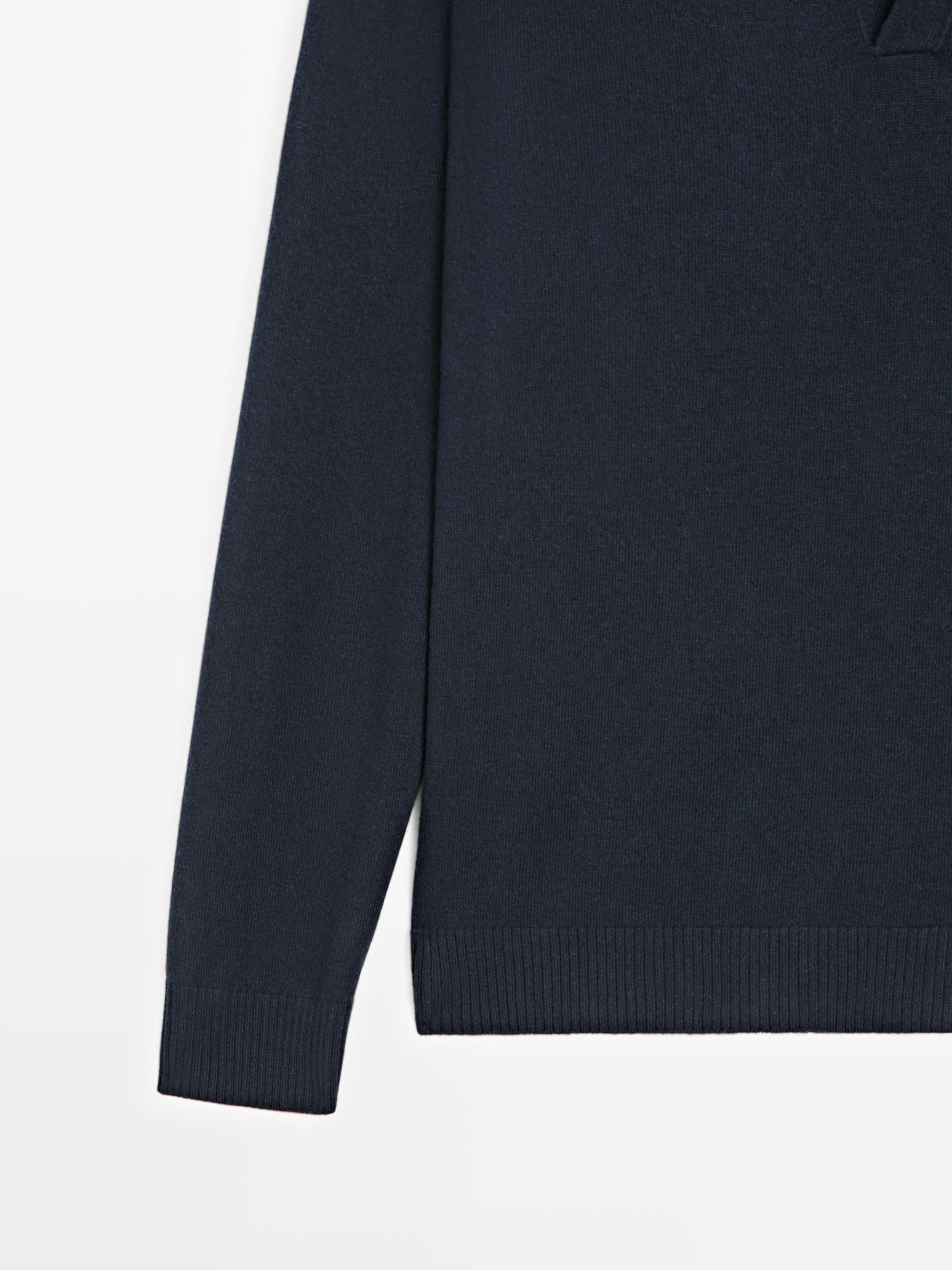 Wool V-neck knit polo sweater